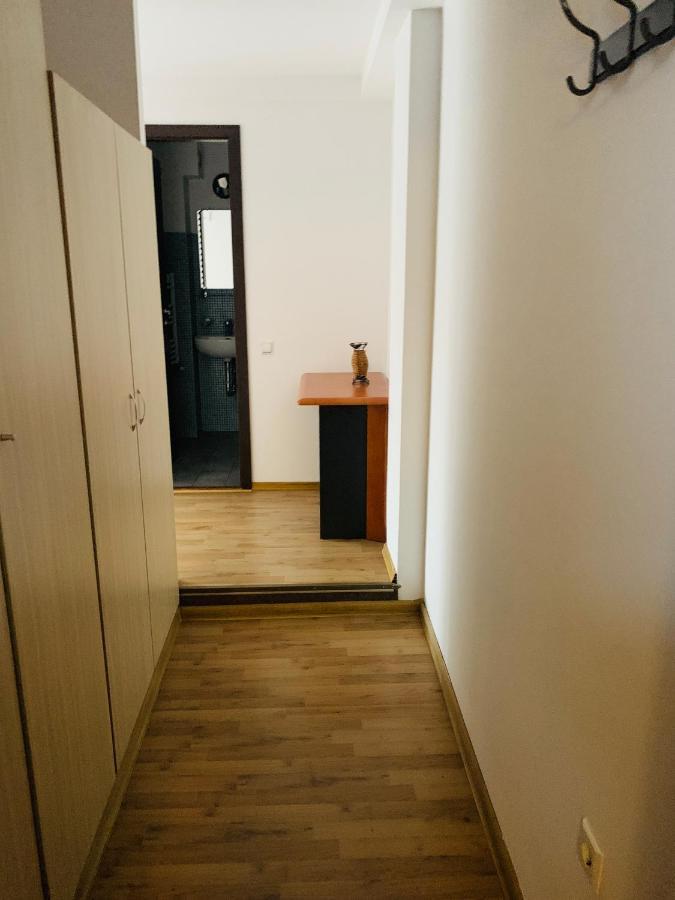 Happy Accomodation Бухарест Экстерьер фото