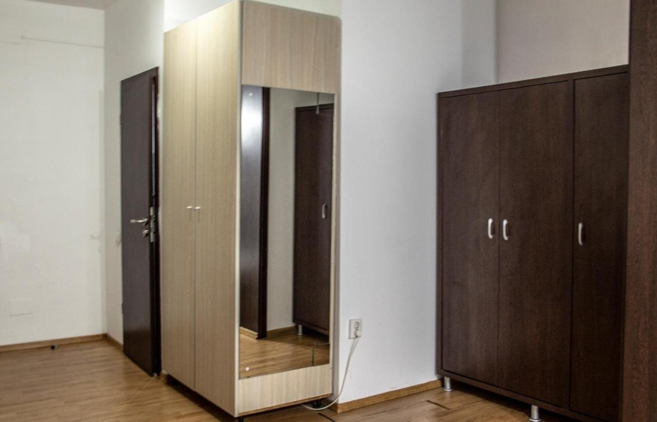 Happy Accomodation Бухарест Экстерьер фото