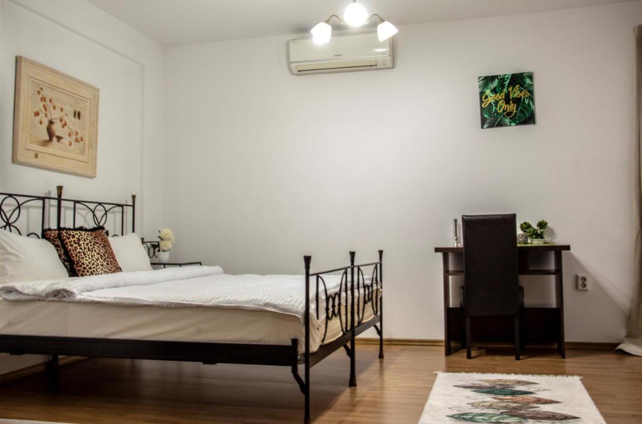 Happy Accomodation Бухарест Экстерьер фото