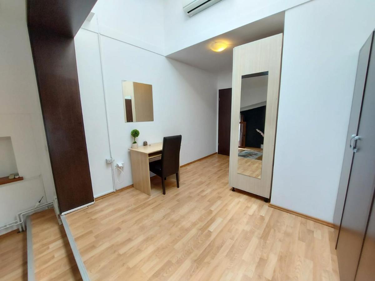 Happy Accomodation Бухарест Экстерьер фото