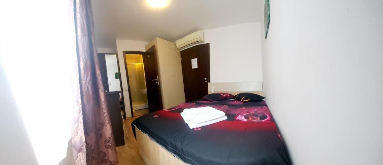 Happy Accomodation Бухарест Экстерьер фото